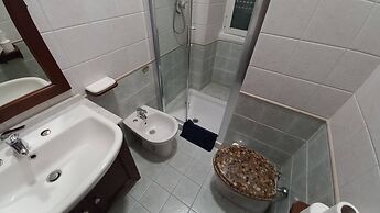 Studio Near Alessandrino Metro C