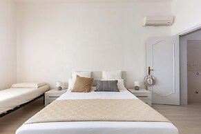 2725 Villa Beatrice by Barbarhouse