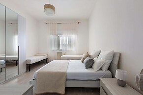 2725 Villa Beatrice by Barbarhouse