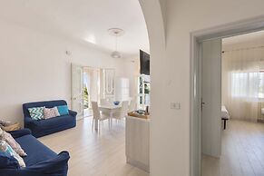 2725 Villa Beatrice by Barbarhouse