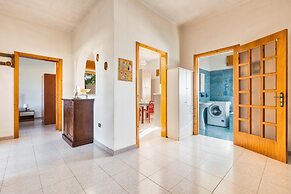 2671 Villetta Holly by Barbarhouse