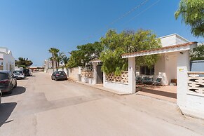 2473 Villetta Seaside by Barbarhouse