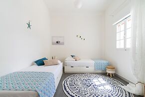 2473 Villetta Seaside by Barbarhouse