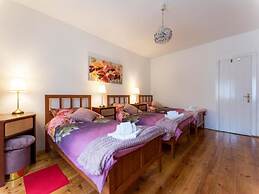 Holiday&wellness house Grofica