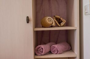 Apartments & Room Frane