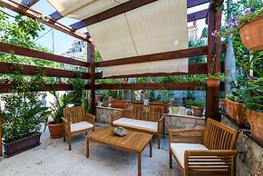 Apartments & Room Frane