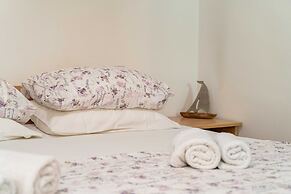 Apartments & Room Frane