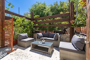 Apartments & Room Frane