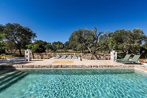 2670 Trullo Corni di Fiasco by Barbarhouse