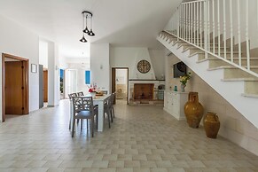 2494 Villa Tina Maria by Perle di Puglia