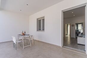 2805 Villetta Anna by Barbarhouse