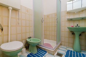 Apartments Villa Molunat 1