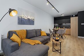 Dziwnów Apartment by the Lake by Renters