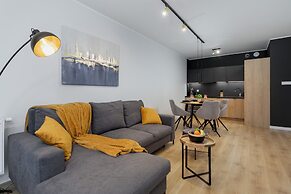 Dziwnów Apartment by the Lake by Renters