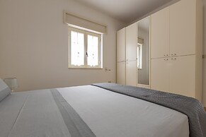 2401 Villetta Rosa by Barbarhouse