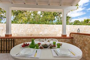 2401 Villetta Rosa by Barbarhouse