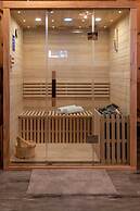 Cottage Happiness With Sauna and Natural Pool