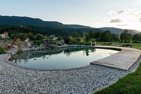 Cottage Happiness With Sauna and Natural Pool