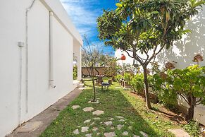 2961 Villa Poesia by Barbarhouse