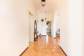 2961 Villa Poesia by Barbarhouse