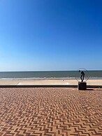 Beautiful 2-bed Apartment in Wenduine