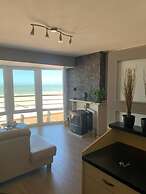 Beautiful 2-bed Apartment in Wenduine