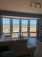 Beautiful 2-bed Apartment in Wenduine