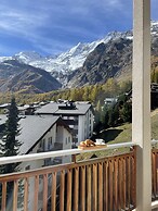 Impeccable 3-bed Duplex Penthouse in Saas-fee