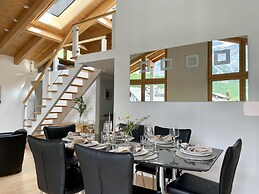 Impeccable 3-bed Duplex Penthouse in Saas-fee