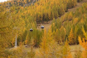 Impeccable 3-bed Duplex Penthouse in Saas-fee