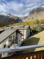 Impeccable 3-bed Duplex Penthouse in Saas-fee