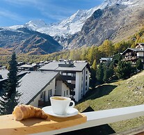 Impeccable 3-bed Duplex Penthouse in Saas-fee