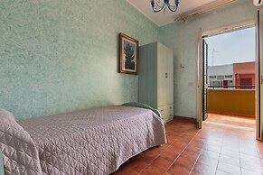 2348 Villino Mareluce by Barbarhouse