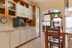 2348 Villino Mareluce by Barbarhouse