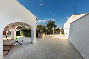 2690 Villetta Lea by Barbarhouse