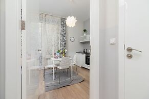 Kraków Apartment Łobzowska by Renters