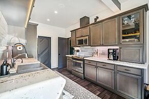 Pet’s FREE! Modern luxury steps from Russian River by Redawning