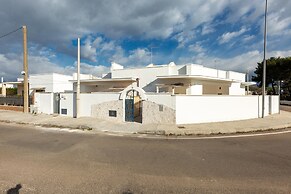 2692 Villino di Tramontana by Barbarhouse