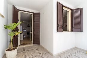 2963 Villino Albanuova by Barbarhouse