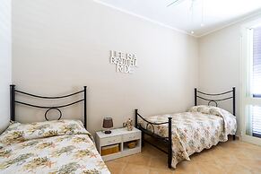 2963 Villino Albanuova by Barbarhouse