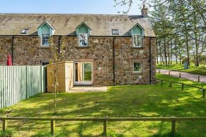 At The Bay - A Quintessential Cottage