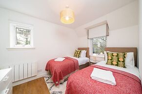 At The Bay - A Quintessential Cottage