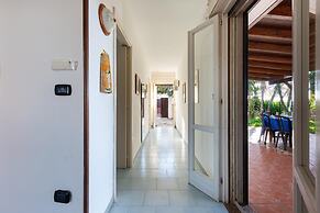 2686 Villetta Fiore di Maggio by Barbarhouse