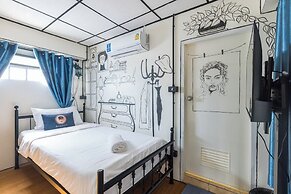 RoomQuest Chiang Mai Tha Phae