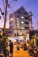 RoomQuest Chiang Mai Tha Phae