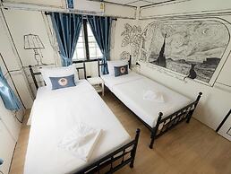 RoomQuest Chiang Mai Tha Phae
