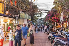 RoomQuest Chiang Mai Tha Phae