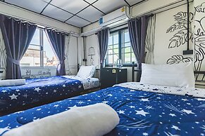 RoomQuest Chiang Mai Tha Phae
