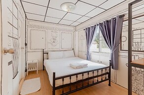 RoomQuest Chiang Mai Tha Phae