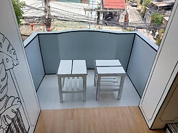 RoomQuest Chiang Mai Tha Phae